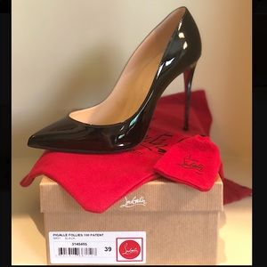 Christian Louboutin ❗️